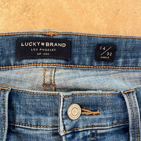 LUCKY Brand Jean - Picture 6 of 10